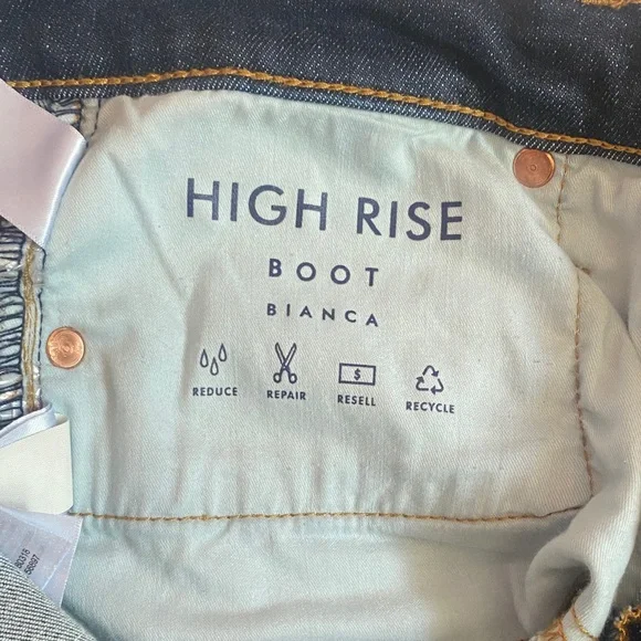 Lucky Brand Women's Deep Indigo Flare Jeans - Picture 4 of 10